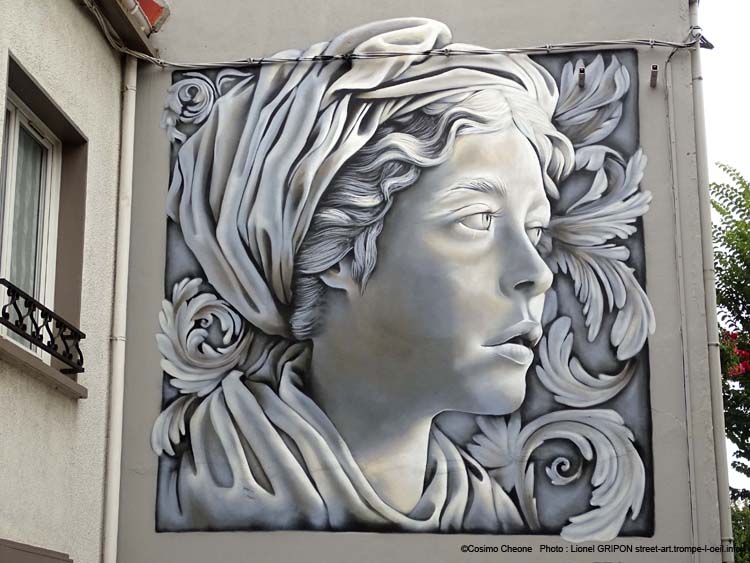 Bas-reliefs