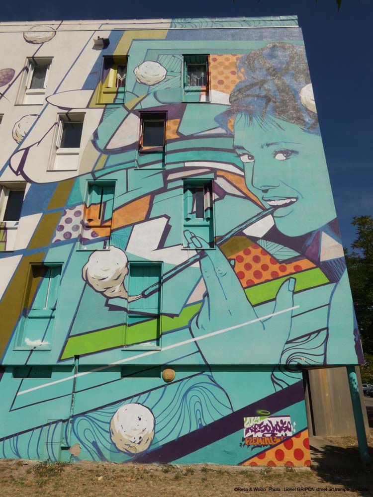 Hepburn et personnage vert