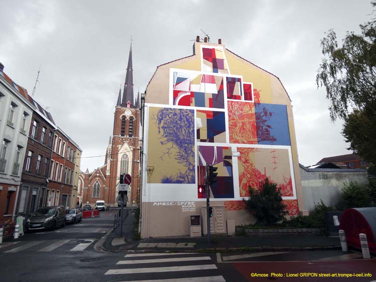 Niché dans un arbre