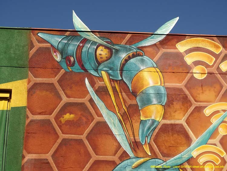 Abeilles robotisées