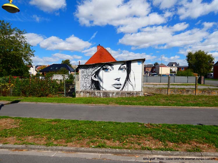Belle aux yeux bleus