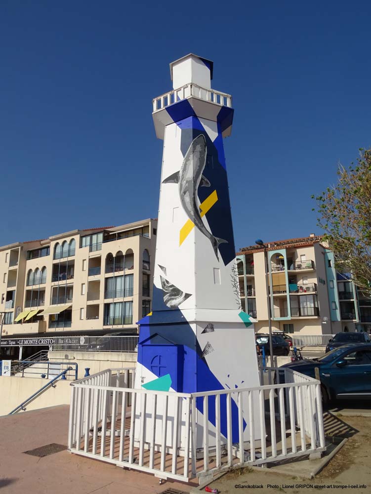 Phare en bois-01