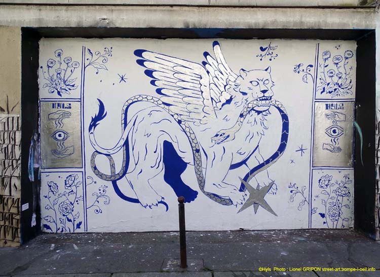 Tigre ailé et serpent