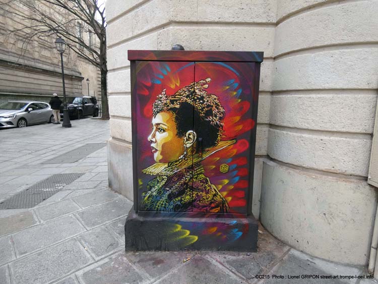 Grand siècle – Margot