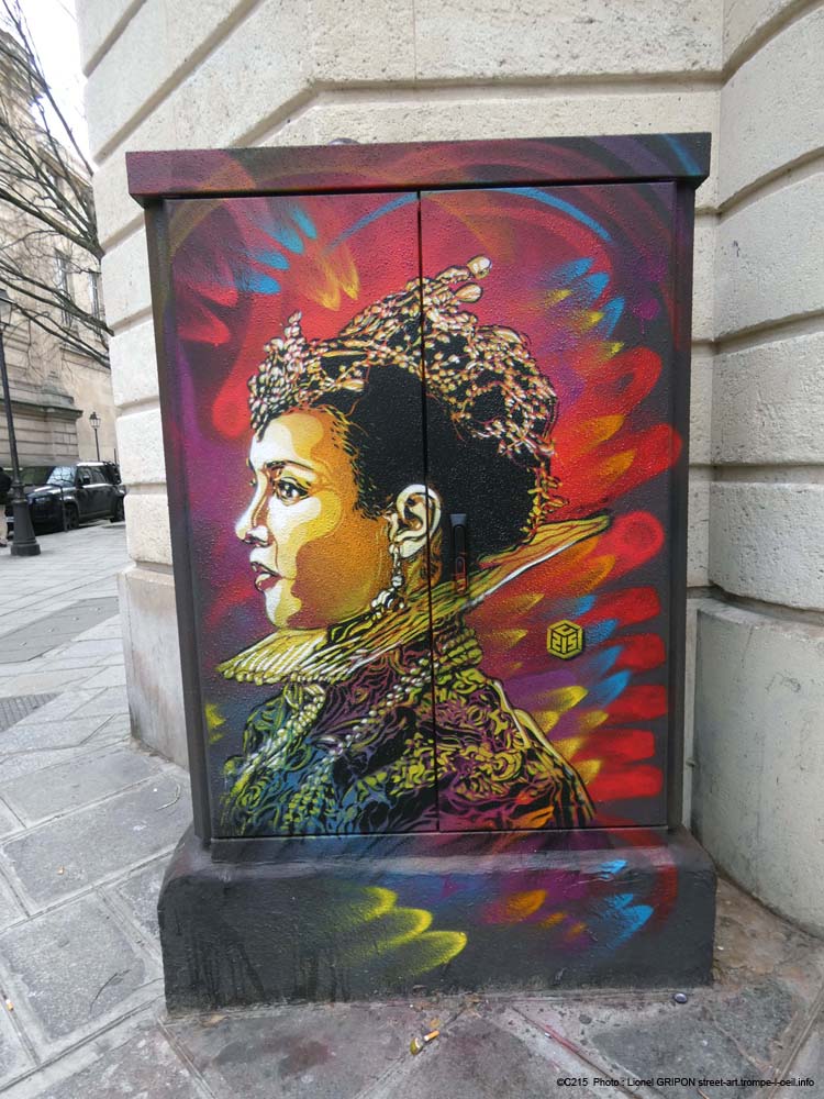 Grand siècle – Margot