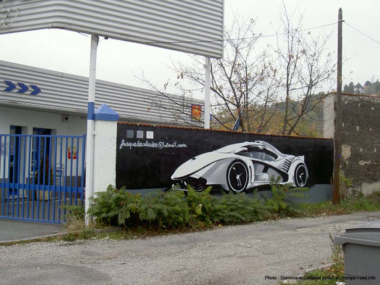 Beau bolide