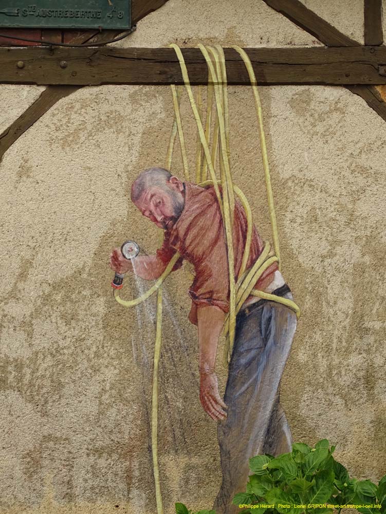 Suspendu au tuyau