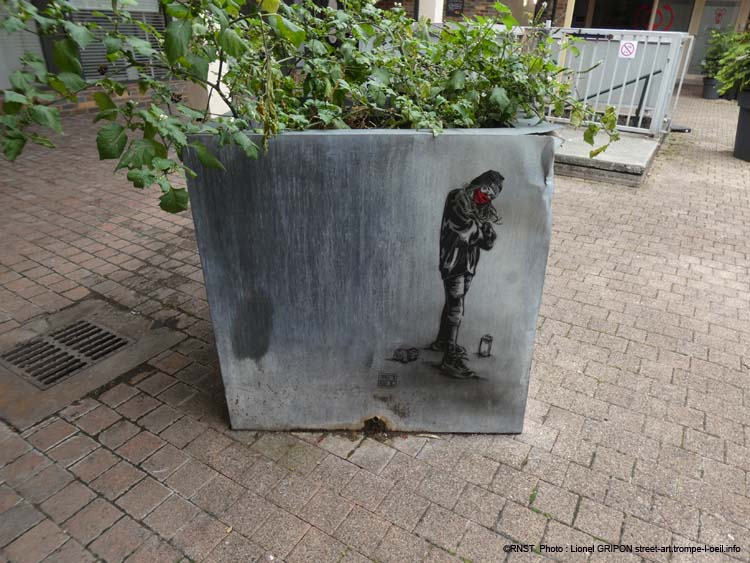 La rebelle