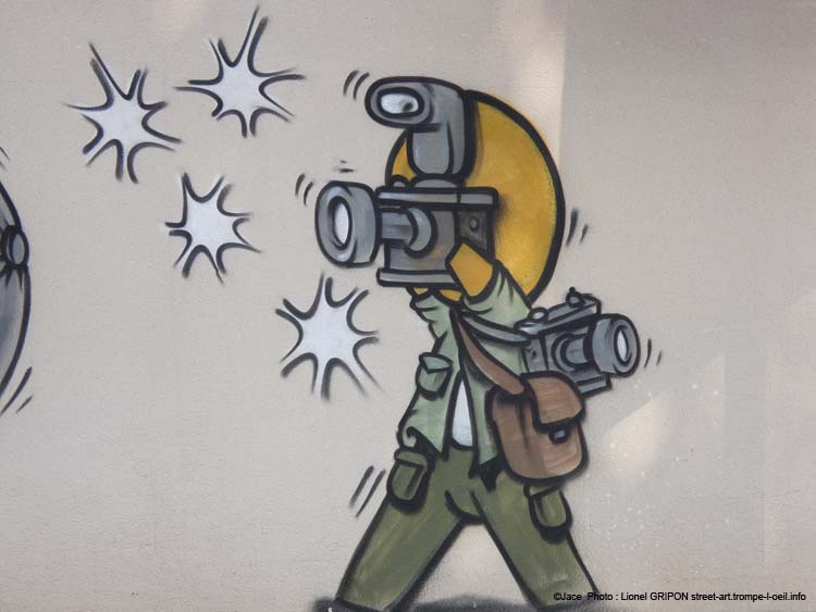 Gouzou paparazzi