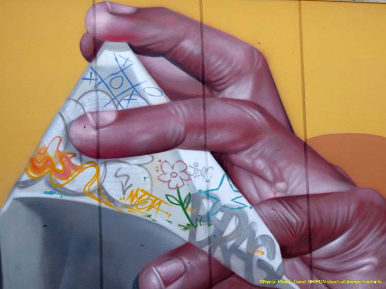 Mains et origami
