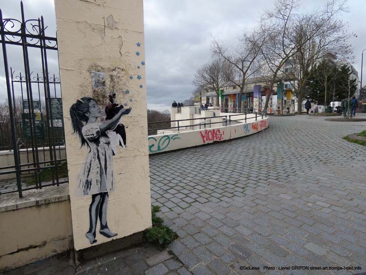 Fillette et étoiles-03