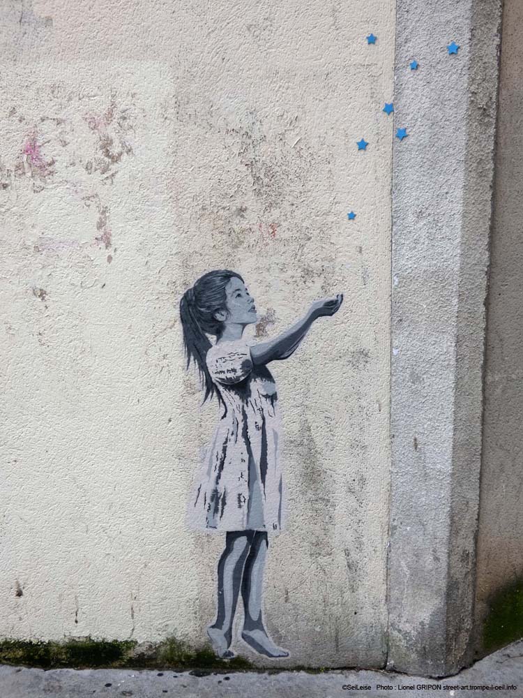 Fillette et étoiles-06