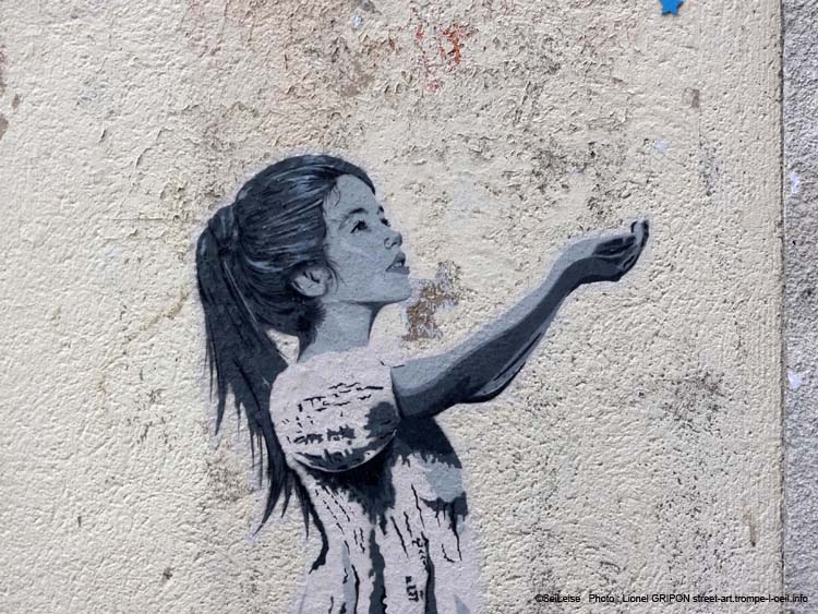 Fillette et étoiles-06