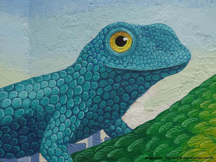Lézard et perroquet