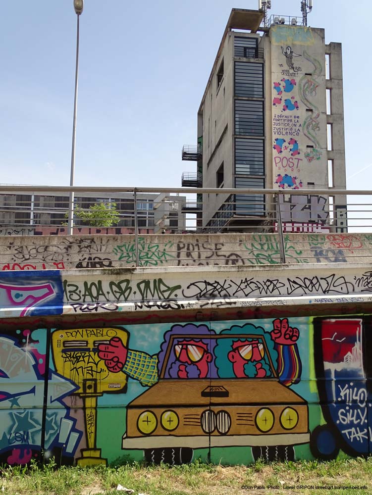 Barbus en décapotable