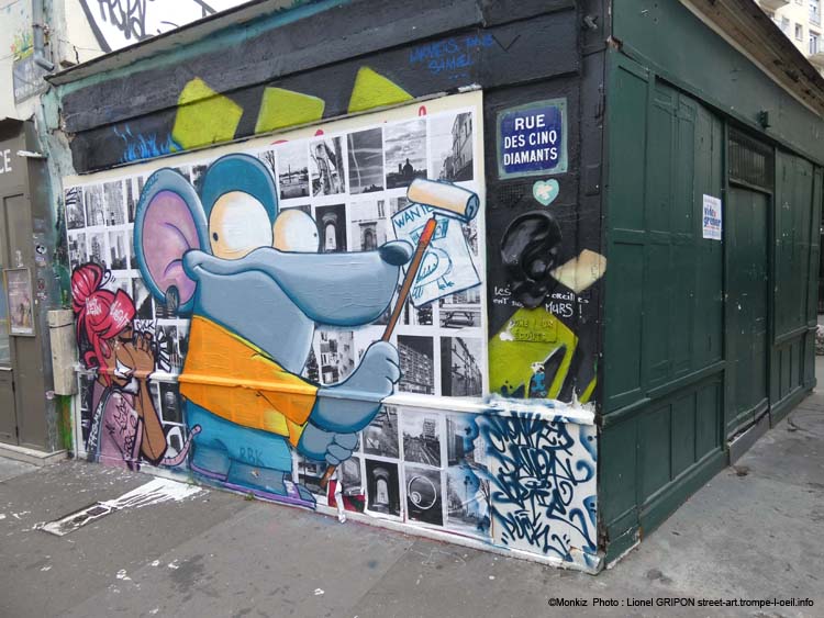 Souris afficheuse