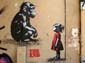 Fillette et chimpanzé-02