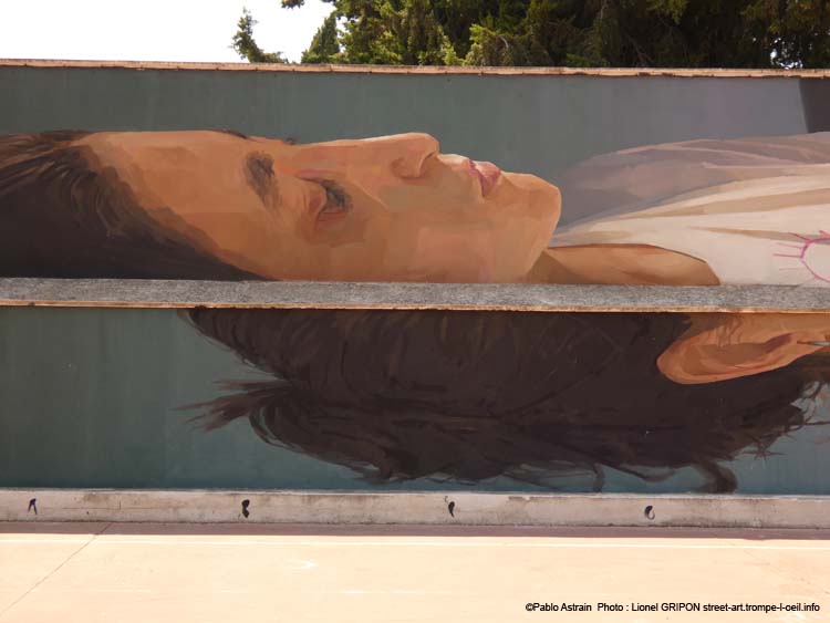 Femme déstructurée